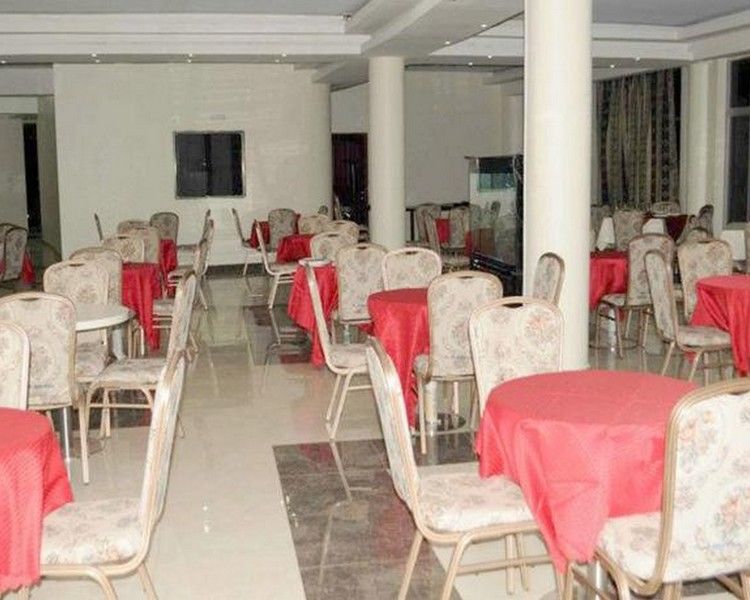 Grand Global Hotel Kampala Zewnętrze zdjęcie