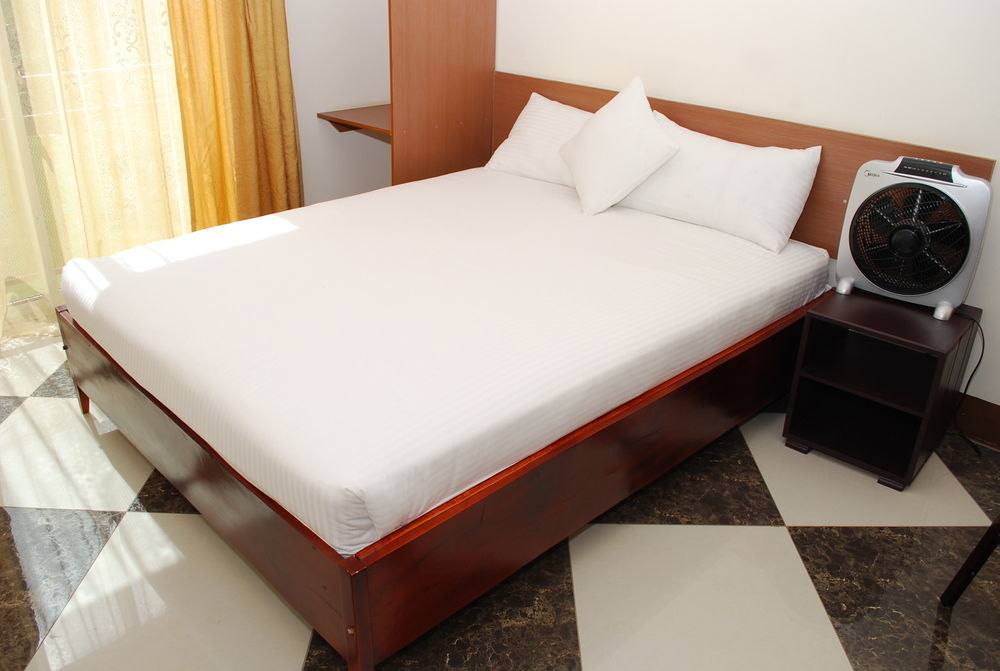 Grand Global Hotel Kampala Zewnętrze zdjęcie