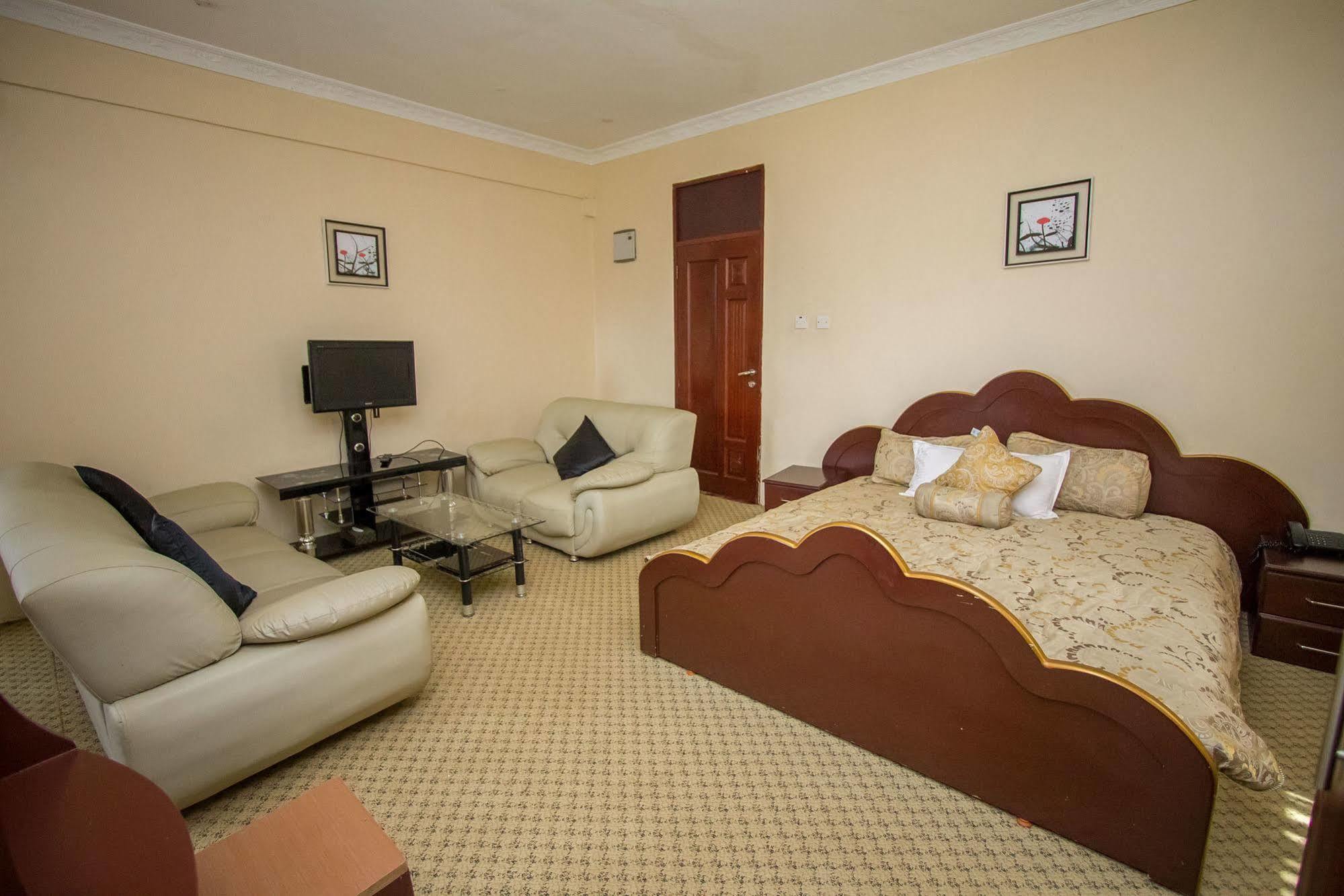 Grand Global Hotel Kampala Zewnętrze zdjęcie