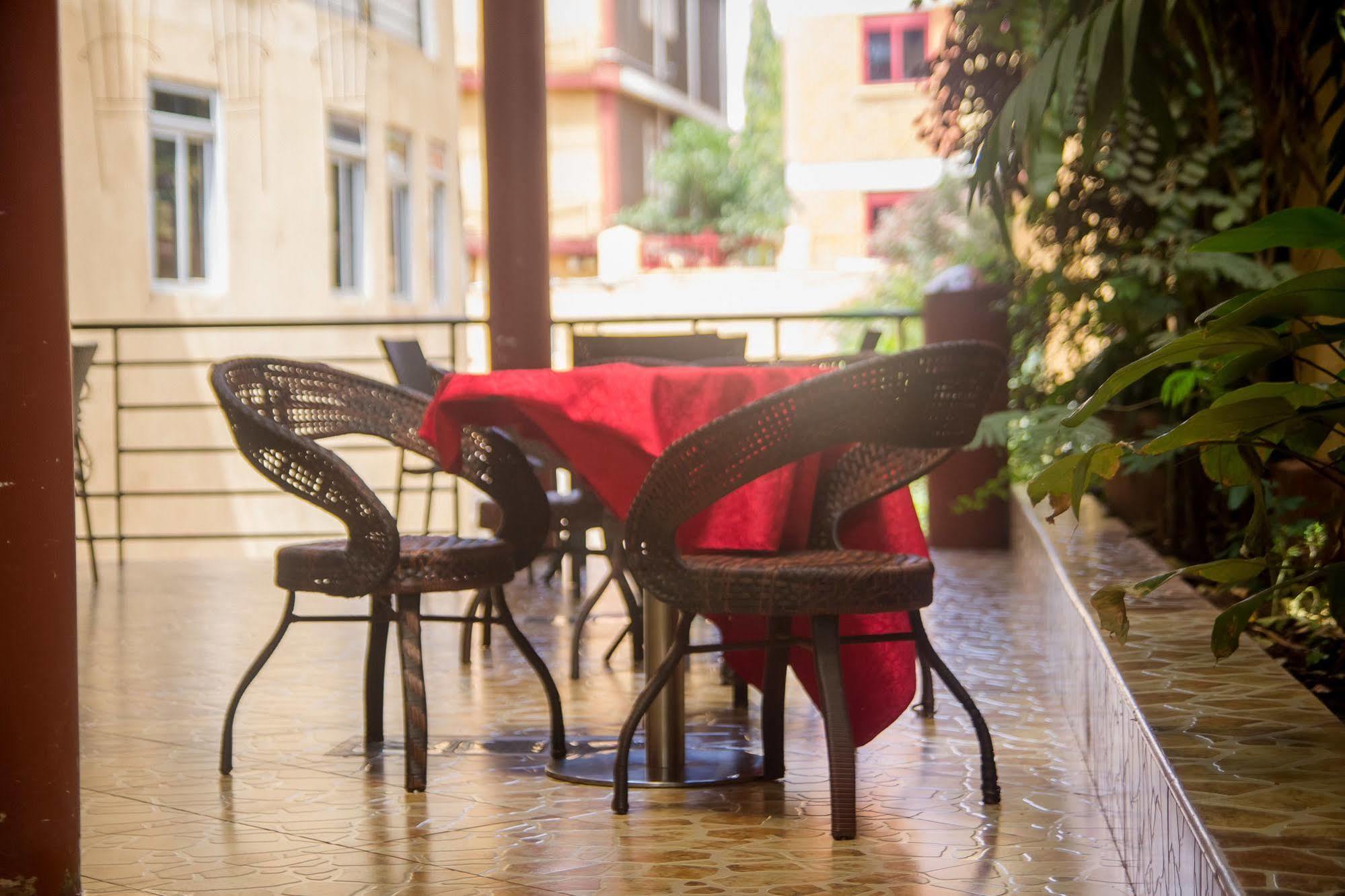 Grand Global Hotel Kampala Zewnętrze zdjęcie